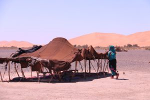 Zalety i zastosowanie namiotów handlowych